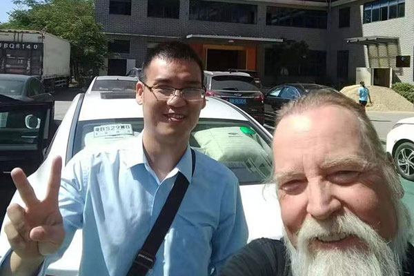 ADDENT INC odwiedza Shenzhen Starwall Technology w ramach wycieczki po fabryce