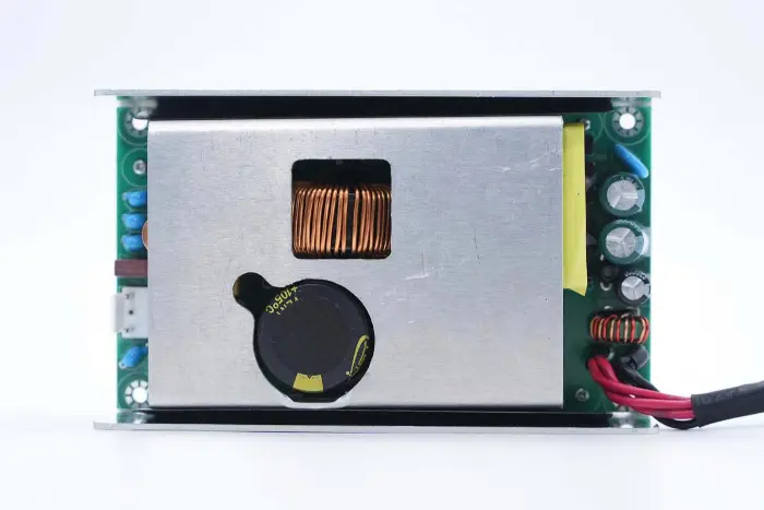 Nasz nowy produkt — zasilacz GaN o mocy 300 W